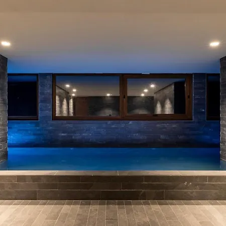 Andorra Mountain Retreat L Hiking Trails, Pool, Sauna & Gym L By Bones
